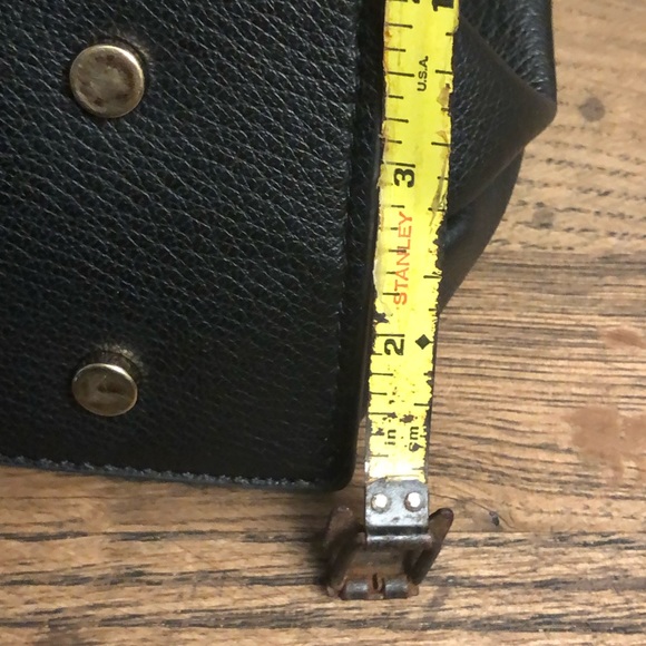 Vegan Leather Purse in Pristine Condition!! - Picture 12 of 12